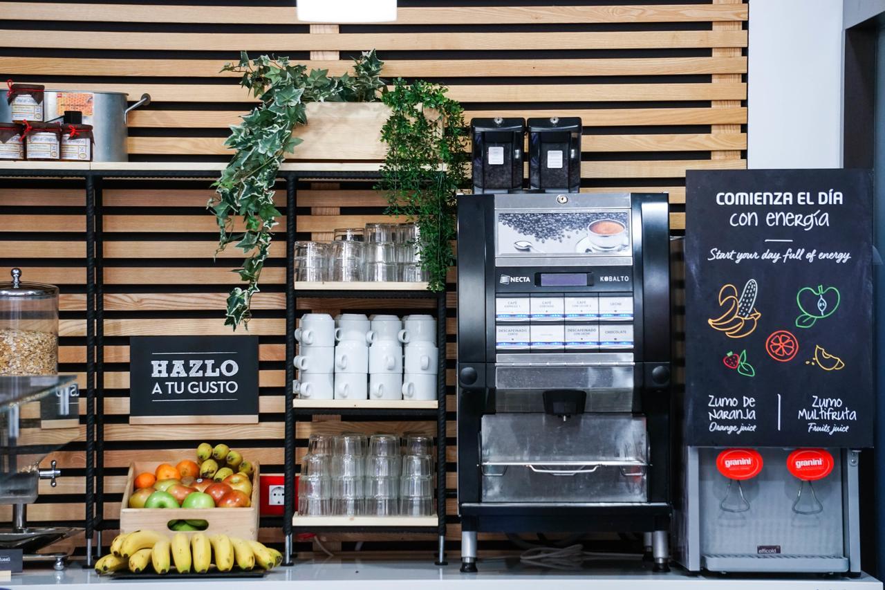 Ibis Girona Hotel Екстериор снимка